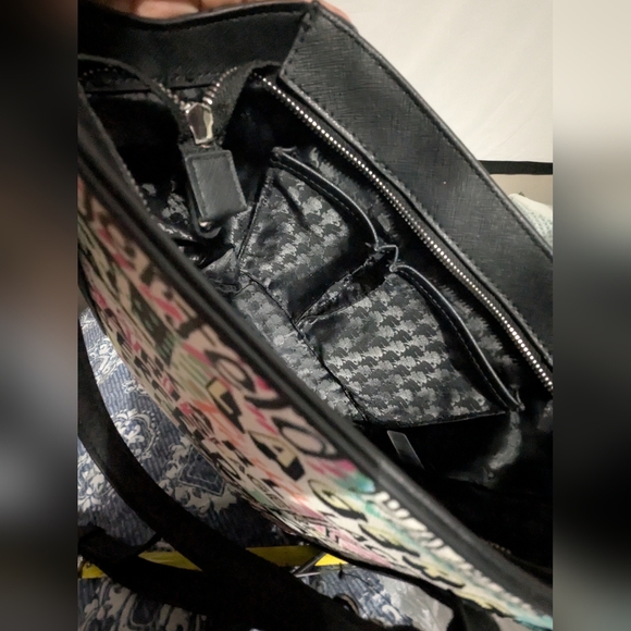 NEW KARL LAGERFELD PARIS IRIS TOTE NEW WITH TAGS New With Tags ower price - Picture 12 of 16